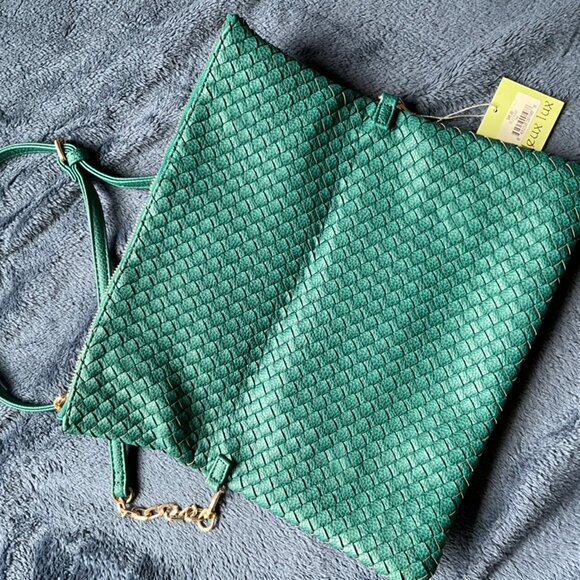 Deux Lux Teal Color Weave Pattern Crossbody Purse Bag NWT - Picture 3 of 4